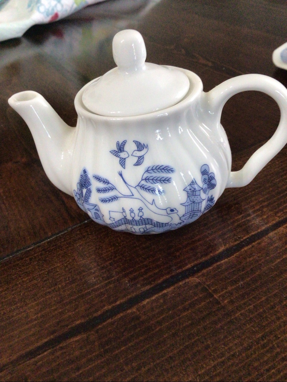 Miniature tea set - Picture 3 of 6